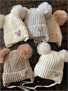 Milli шапка на синтепоне, с меховым помпоном, подклад хлопок (р.44-48) 16048-Л